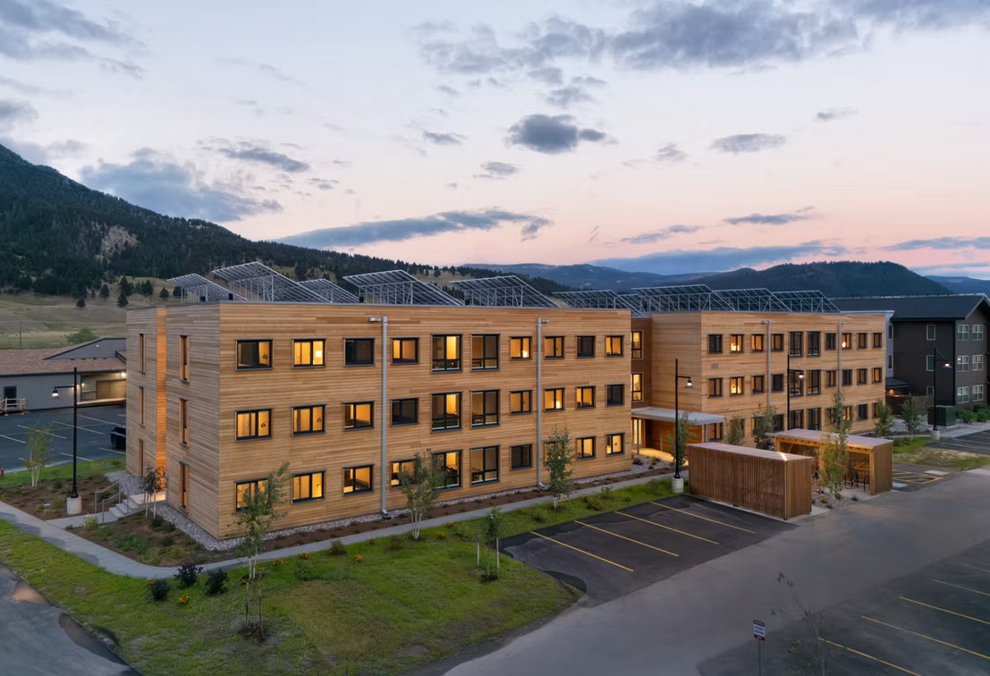 專欄文章|美國案例分享-全美首座大型模組化巨木建築The Knight Building
